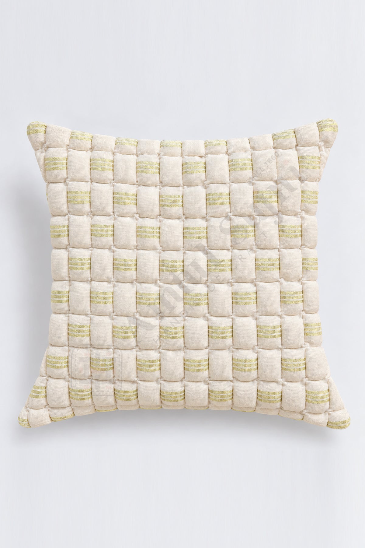 Ivory Serenity Sujni Quilt